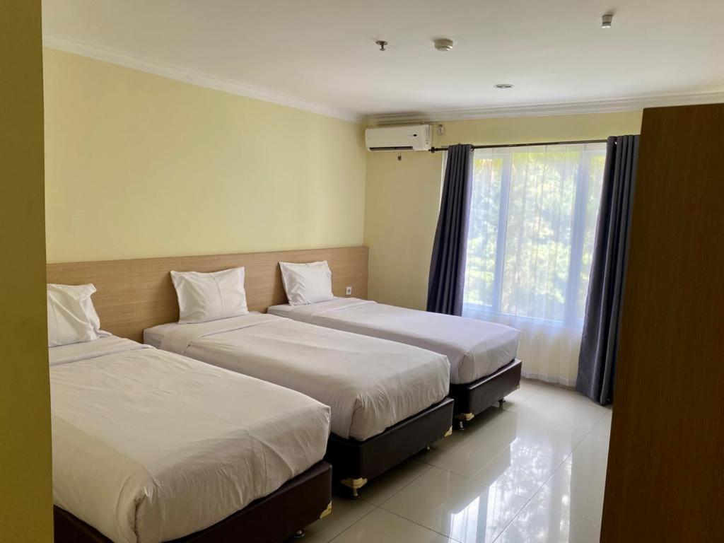 Albero Hotel Bogor Bagian luar foto